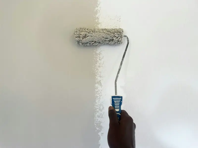 Saten alçı sonrası beyaz boya uygulaması