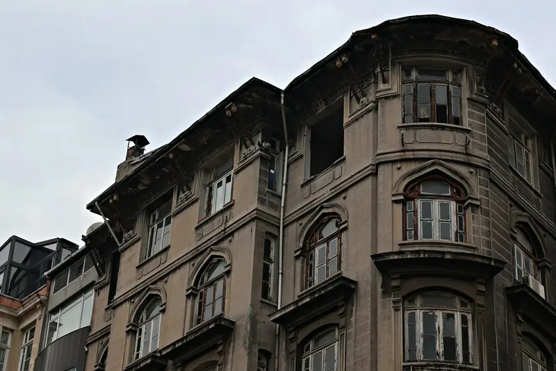 Apartman cephe restorasyonu — görsel 2